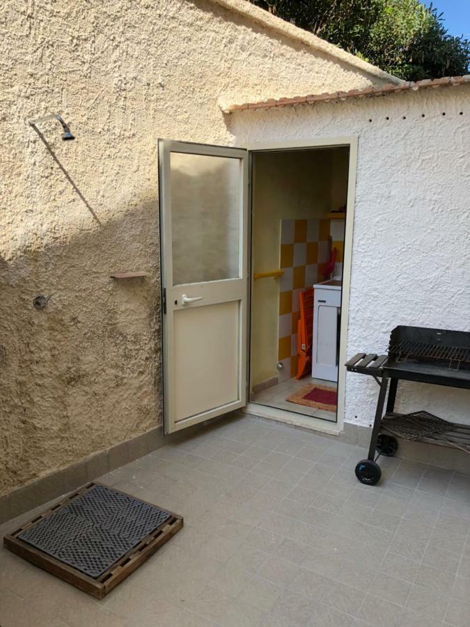 קלברנרדו Villa Relax מראה חיצוני תמונה